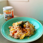 テーブルランドさんのきんぴらごぼうご飯の素でパパッとお昼ご飯。ある日は玉子炒飯の具材にいれてある日は酢飯にいれて混ぜてアボカドと刻み海苔をトッピング。味付けがとても美味しいのと&hellip;のInstagram画像
