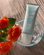 Shizuka BY SHIZUKA NEWYORK薬用美白オールインワン　シズカゲル　を愛用しています。吉川ひなのさんがミューズをされていて、使う前からとても気になっていたこの商品。NY&hellip;のInstagram画像