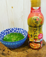 モニターで頂いた、だし香る鮮度みそ えびだし🥰シンプルにネギだけを大量に入れてお湯とこちらの味噌だけで、頂きました🥢エビの風味がキツすぎず、いい感じです👌海老🦐の風味が程よく、とても美味し&hellip;のInstagram画像