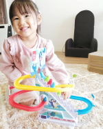 トイザらスのおもちゃ、 プレイポップ のぼって！おりて！ゆかいなペンギンのパレードで遊んだよ♪PLAY POP（プレイポップ）は、小さいお子様から大人の方まで幅広く遊べる世界中のパーテ&hellip;のInstagram画像