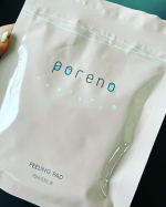 ピーリングパッドポアノが良すぎてリピート✨朝の洗顔はもう毎日これにしてる🥰片面で角質を拭き取って、裏面でお肌のキメを整えて美容成分を染みこませるの。時短で保湿までできちゃうよ🥰&hellip;のInstagram画像