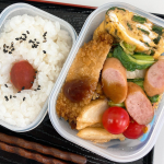 お昼ごはん。#お弁当 です。昨日の事件。味噌汁作ろうと思って、鍋の蓋開けたら、作ったままコンロに置き去りの白菜とつみれのスープ発見。食べるの忘れてました。流石に諦めました😭ごめんなさい。今日の&hellip;のInstagram画像