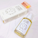 🌷𝒇𝒐𝒍𝒍𝒐𝒘 𝒎𝒆 @nami73mina 年齢サインが出やすい首元⁡どんなケアしてますか？⁡⁡私が今使ってるのは⁡✨ハリーハリー 大人の美くびオイル✨⁡⁡お風呂上が&hellip;のInstagram画像