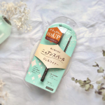 .あざとい目元でマスク映え💕キングダム　ニュアンスジェルアイライナーWP角度によってさりげなく輝くニュアンスパール配合の、水やこすれに強いジェルアイライナーだよ😉 全4&hellip;のInstagram画像