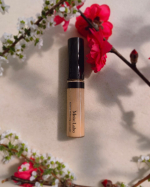 こんにちは。今日もぐーたら食っちゃ寝食っちゃ寝してしまいました。私だけまだ外出NGなので食べるか寝るかしか楽しみがない。なのでコスメで自分研究。コンシーラーつけ&hellip;のInstagram画像