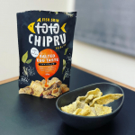 トトチップる。何回目かな？またまたリピ🤤ソルテッドエッグの味が美味しすぎる。魚の皮を使ったチップで、ロカボ＆コラーゲンというギルトフリーおやつ。サラダにトッピングしたりして&hellip;のInstagram画像
