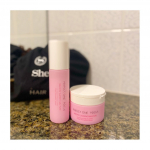 ホテルに持参したのは、発売されたばかりの「スムースクレンジングバーム ピュア」＆「スムースウォータリージェル ピュア」です。クレンジングは、メイク落とし、洗顔、毛穴ケア、角質ケア、保湿、マ&hellip;のInstagram画像