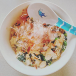 🐟かつお節たっぷり使った⁡豆腐とほうれん草のヘルシー丼⁡🥗海藻と⁡キュウリと豆腐のサラダ⁡🥢⁡おからとオートミールのお好み焼き⁡⁡⁡⁡モニプラにてマルトモさんの新商品が当選したので、早速使って&hellip;のInstagram画像