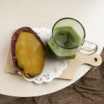 株式会社ユーワさまのフルーツ青汁を最近飲んでいます！ ⦿商品名フルーツ青汁 アップルマンゴー味 私はお昼ご飯や間食と一緒にお水や牛乳と混ぜて飲んでいます🥛💚 ⦿飲み&hellip;のInstagram画像