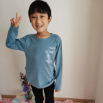 この度ニッセン様の長袖Tシャツのモニターをさせてもらいました👦これからの季節の公園やお出かけに動きやすく◎綿100なので着心地も良いです。さりげないロゴも可愛い✨&hellip;のInstagram画像