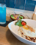 .おしゃれなカフェでゆったりした時間過ごしたいな〜#野菜をMOTTO #野菜をもっと #母の日 #モンマルシェ #スープ #monipla #monmarche_fanのInstagram画像