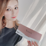 ***生ビタミンC美白美容液&ldquo;使用期限30秒&rdquo;の生ビタミンCが 1包ごとに閉じ込められてる✨純粋ビタミンC配合の美容液が、メラニンの生成を抑え、しみ・そばかすを&hellip;のInstagram画像