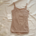 ♡ウエストをすっきりシェイプしてくれる▷くびれマジックインナー（キャミソール）見た目は普通のインナーなのに、シェイプの秘密は&rarr;程よいパワーの内蔵シェーパー！前身頃・上下後身頃の&hellip;のInstagram画像