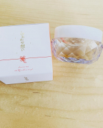 オールインワンジェル🍀しあわせ想い🍀使ってみたのでレポ🐾🐾主な特徴としては・シカケア成分入ってて肌に優しい💓・四葉のクローバーの成分入り！👀・金箔入りでハリとツヤも✊🏾💖・スパチュラ付&hellip;のInstagram画像