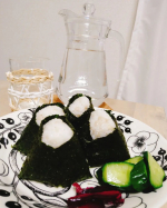 🎀朝ごはん🎀忙しすぎて昨日は晩ごはんを作れなかった💦🤣のですが今朝もいっぱいいっぱいなのでおにぎりだけの朝ごはん😉🎶でも子供は大喜び🤗❇️大好きな塩おにぎり🍙昨日の晩はインスタントうどん&hellip;のInstagram画像