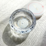 utuKciaの、しあわせ想いゼラチンゼリーみたいにぷるっぷるんのオールインワンジェルを使ってみました。ちゃんとお肌に馴染むし、想像していたよりもしっとりしてよかったです。嫌なベタつきはなし！&hellip;のInstagram画像