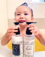 お次はとあたん🫣🤍シャンプー色んなの届いて日替わりで使えてその分それの良さが毎回感じられる🤭🤎⁡リリって名前にも惹かれたんだけど、(飼ってた猫がりりだったの🐈🤍)パッケージ&hellip;のInstagram画像