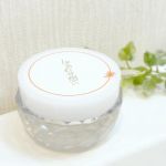 .高品質スキンケア化粧品でありながら縁起物!?!?😳&hellip;なオールインワンジェル🍀しあわせ想い🍀をご紹介♡❤️🤍❤️🤍❤️🤍❤️🤍❤️🤍パッケージからびっくり！！紅白水&hellip;のInstagram画像