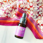 ・【赤ちゃん由来の希少な幹細胞を配合した濃密美容液「セルコード ステム&nbsp;&nbsp;セラム」】&nbsp;ボトルの色がパープルでウキウキ💗しちゃう⁡スポイト式の美容液。⁡⁡量が調整しやすくて香&hellip;のInstagram画像