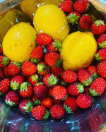 朝からジャム作り。あー、狩りに行きたい！#果物狩り好き#野菜狩り好き#金柑狩り#は来季に絶対＃イチゴ狩り#さくらんぼ狩り行きたい#野菜をMOTTO #野菜をもっと #ベジMOTTO&hellip;のInstagram画像