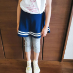 この間まで大きいといっていた服も今はちょうど良い❗と、こどもはあっという間にサイズが変わる‼️そしてすぐこぼしたり、公園、水遊びで汚れ必須‼️プチプラで洗濯しやすい服が一番ですよね。ニ&hellip;のInstagram画像