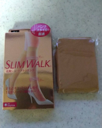 michi.on✩スリムウォーク✩足がスッキリ❗️むくみも取れるショートストッキングです🙂引き締め感がしっかりあり、ずり落ちてくることもありませんでした😌立ち仕事や歩き回った後にもむく&hellip;のInstagram画像