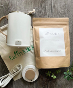 Earth MILKオーツミルクベース⁡⁡オーツ麦の粉から作るミルク「オーツミルク」が自宅で手軽に手作りできるキット🌟⁡オーツ麦は低カロリーでヘルシーな上に、腸内環境を整える&beta;&hellip;のInstagram画像