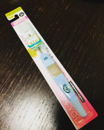 イオン歯ブラシ&ldquo;KISS YOU&rdquo;(IONIC KISS)とは、内蔵されたリチウム電池から10～50マイクロアンペア（100万分の10～50アンペア）という微弱電流（マイナスイオン）を流して、虫歯・歯&hellip;のInstagram画像