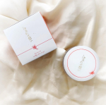 肌にハリを与える幸せのシンボル『四つ葉のクローバー』エキスと保湿成分の金沢産金箔を贅沢に配合オールインワンジェル。これ1つで『化粧水・美容液・乳液・パック・クリーム・アイクリーム・化粧下地』を&hellip;のInstagram画像