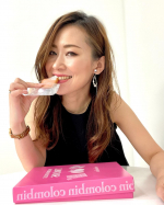 ♡┈┈仕事の合間のおやつ時間┈┈♡⁡◌ メルヴェイユトロワのチョコサンドクッキー◌⁡実はお菓子大好きです♡♡毎日間食もしてて、最近のお気に入りの一つが⁡u0040colombin_of&hellip;のInstagram画像