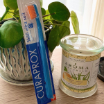 おはよー！梅雨入りしたの？雨のジメジメと低気圧でなんだか呼吸し辛い日だなぁ🥲こんな日は、自分を労わるに限るッ🤩🙌🏻まずは、一番大事な歯🦷‼️最近、この歯ブラシを使っていてデザインも素敵だし、&hellip;のInstagram画像