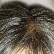 「沢山白髪がありすぎて、毎回美容室に行くのも大変なのでおうちで染めたい！」【最大10名様】白髪染め製品21日間モニター募集！の投稿画像