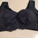 ソフト素材なので付け心地は良いのに補正もしっかりできます!私はラクばかりしていてブクブク太りバストは垂れ下がり。。。ブラはラクなのしか無理。これはラクなのにスッキリバストもいつものブラよ&hellip;のInstagram画像