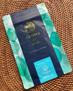 アロマdeマスク(アロマデマスク)！めちゃくちゃきれいなシールがグラデーションで入ってます。梅雨にマスクはほんとに嫌。でもミントの破壊力はすごい。一気に気分が変わります🤩&hellip;のInstagram画像