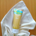 瀬戸内レモン使用の『吸着クレンジング』を愛用しています🍋&nbsp;自然豊かな瀬戸内が育んだ栄養たっぷりレモン果汁エキスが透明感溢れるお肌をサポートし、W洗顔不要・オイルフリー・お風呂で使用OK・まつエクO&hellip;のInstagram画像