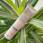 ＊＊skindexさまの【Skindex ホワイトハンドセラム】を使わせて頂いています✨⁡コロナ渦になって手洗いやアルコール消毒多くなって、手荒れが全然落ち着かなくて・・・😭⁡おまけに、年&hellip;のInstagram画像