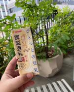 ⁡⁡【ひとつ上の豆乳 調製豆乳和三盆仕立て】⁡⁡青臭みや収れん味の強い成分を含まない国産プレミアム大豆「るりさやか」徳島県産の和三盆、沖縄県産食塩の3つの原材料のみでシンプルに&hellip;のInstagram画像