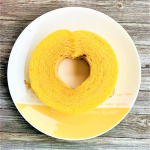 今回ご紹介するのは、クリームパンで有名な八天堂の「バームクーヘン＆とろけるクリーム」です。まず箱を開封したら、真っ先に目に付くのがハートのバームクーヘン。何を隠そう、私はお菓子の中でバーム&hellip;のInstagram画像