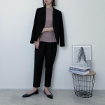 u0040nissen_ladies_official さんの【エアリードルマンスリーブブラウス】着用しているのはモカ🤎ドルマンスリーブと肩の後ろ部分にタックが入っていて、ゆったりと着れて体型カ&hellip;のInstagram画像