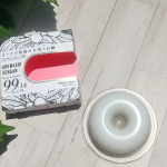 本物志向のオトナ女子へ捧げる、大人の肌悩みを洗う洗顔石鹸 「URUWASHI SENGAN」ドーナツ🍩みたいな変わった形をしている#ハイブリッド枠練り 石鹸.。o○保湿と泡立ちを追求したらこの&hellip;のInstagram画像