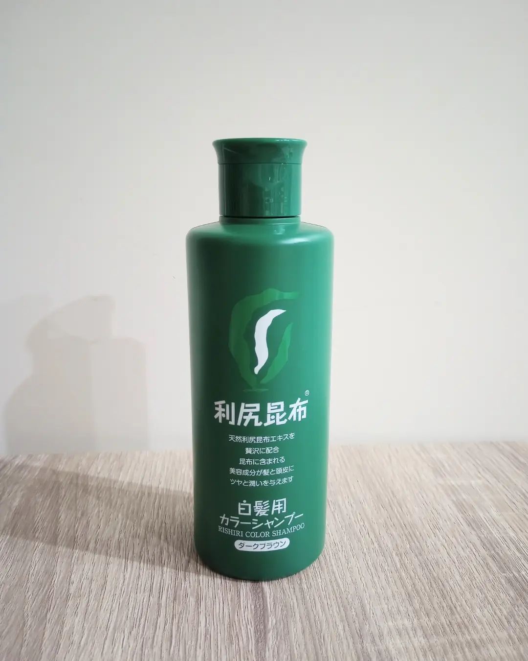 利尻昆布 白髪染めカラーシャンプーのクチコミ（口コミ）・Instagram