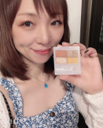 ・・『chacott✨FACE COLOR  PALETTE』よくラメ綺麗と女性から話しかけられる煌めく密着ラメカラー💓眉から目元までアイメイクが完成❣️待望の4色&hellip;のInstagram画像