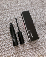 グラングレイ　アイパワーセラム99％マツイク成分配合のセラム♡相変わらずおうち時間が前よりも長くて、メイクしない日も多いからマツ育に力入れてます✊このセラムはびっくりするんだけ&hellip;のInstagram画像