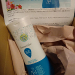 サマーズイブサンセットオアシスクレンジングウォッシュをモニターさせて頂くことになりました🙌デリケートゾーン用のボディーウォッシュだそう🙄そんな商品があることを初めて知りました！確かにボディーソ&hellip;のInstagram画像