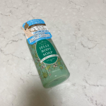 .皮脂や角質をしっかり落としてくれるタイプのボディーソープだったので使っています　！汗をしっかりかく季節だから、毛穴が詰まると大きなニキビの原因にもなりますよね😭😭&hellip;のInstagram画像