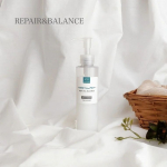 ...『REPAIR&BALANCE  クレンジングリキッド』...ゆらぎ敏感肌のために生まれた無添加&times;摩擦レスケア♪..✔メイク落ち抜群のする落ちジェル&hellip;のInstagram画像