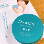 薬用天然クレンジング🌱ドゥーホワイト✨✨毛穴、くすみケアに👏とろ〜っっとした透明なテクスチャーで、専用のヘラで100円玉大をすくって使います👆肌に乗せるとほんのり温かくて、こっくり&hellip;のInstagram画像