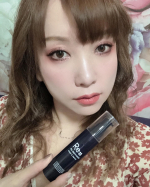 光老化を防いで美肌を作り出す。 エイジングケア美容液 モイストCセラムお肌にいい成分がたっぷり♡⭐︎フラーレン⭐︎フラーレンは肌老化の原因である活性酸素を無害化。 なんとその抗酸化力は、ビ&hellip;のInstagram画像