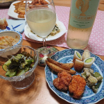 .#おうち居酒屋#チキンナゲット#フライドポテト#オクラのから揚げ#ちくわきゅうり & #ちくわチーズ#万願寺とうがらしの焼いたん#白菜とツナの炊いたん#きゅうりと&hellip;のInstagram画像