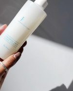 スキンケアの第1のステップは汚れをしっかり落とすこと👍🏻&acute;-⁡⁡勿論！スキンケア好きさんは知ってるよね😊⁡でも、落とそうとゴシゴシしたり、強い洗顔料は使いたくない🙈⁡ ⁡⁡⁡✔️ @d&hellip;のInstagram画像